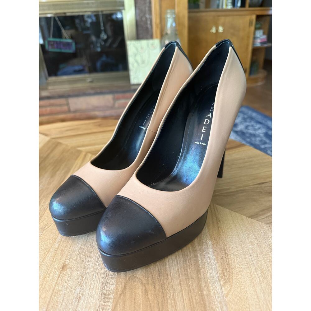 Casadei Two Tone Cap Toe Platform Pumps Sz. 40